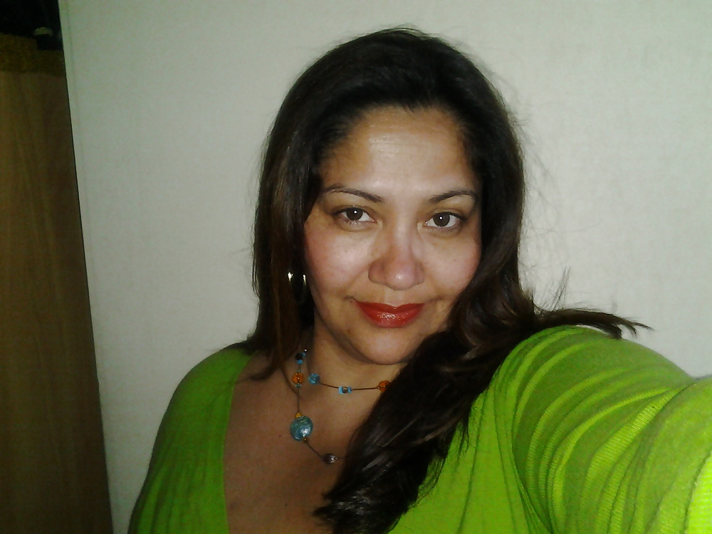 Consuming in green #9515276