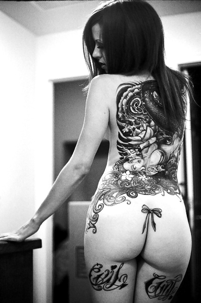 Ancora più ragazze tatuate 2 - punk - emo - bd71
 #4269520