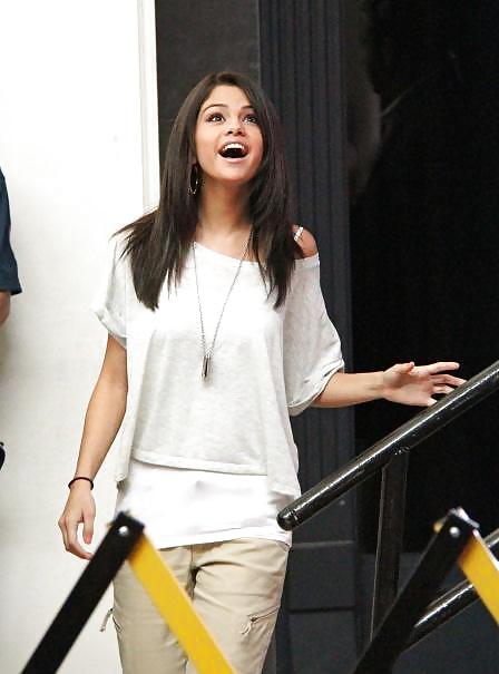 Selena gomez 13 #4326350