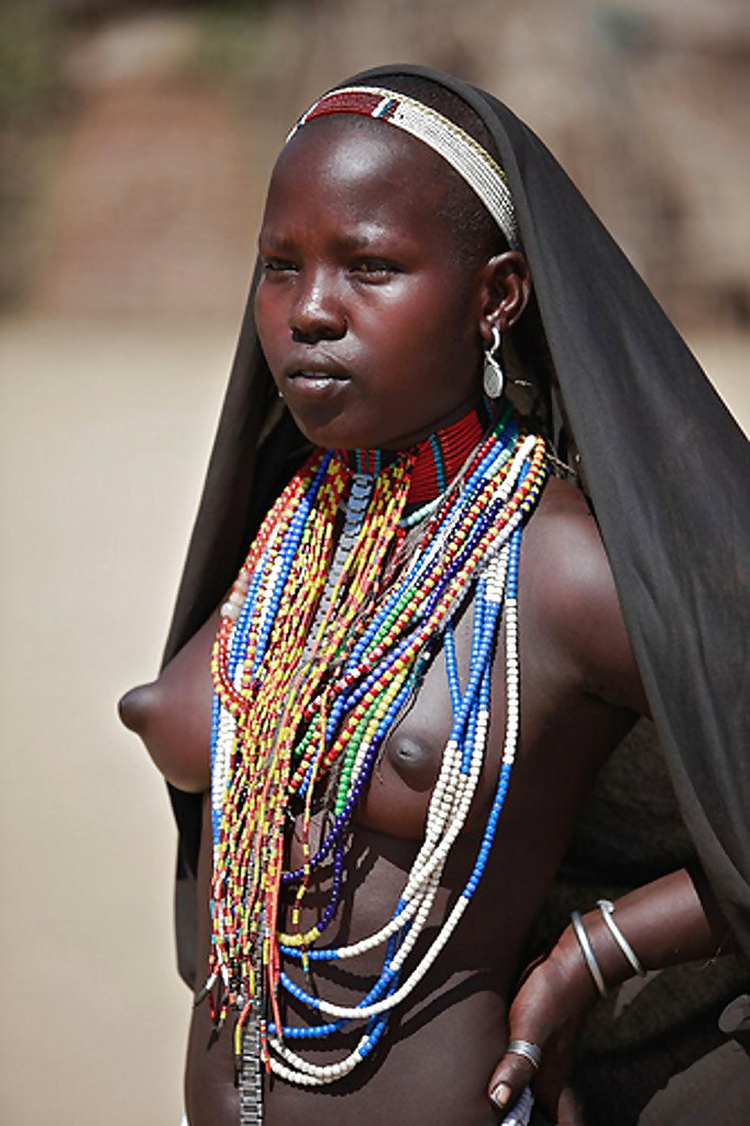 Afrikanische Schönheiten 002 #14068751