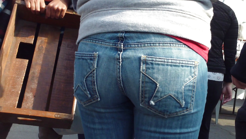 Teens ass & butt in tight star jeans  #6694711