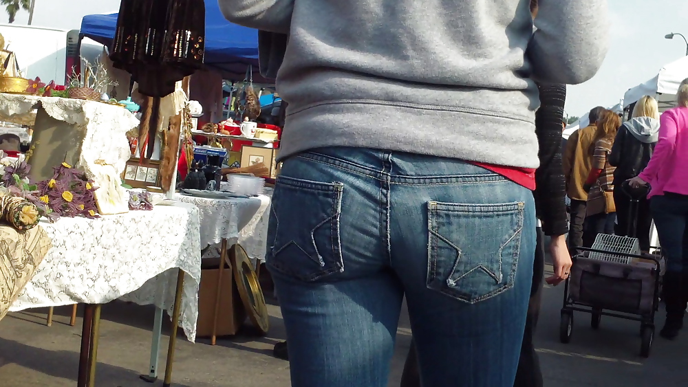 Teens ass & butt in tight star jeans  #6694752
