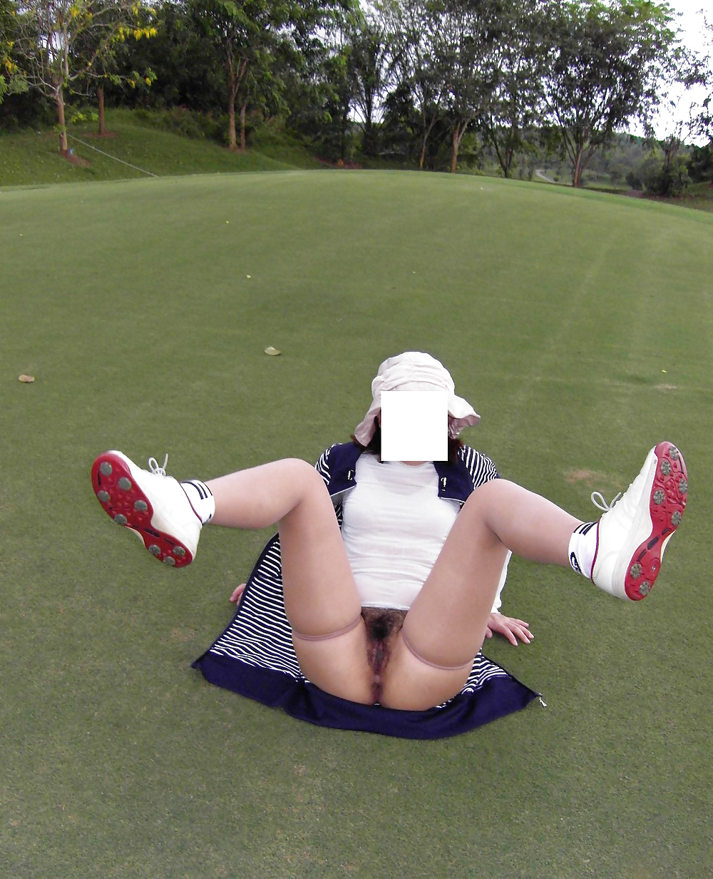 Koreanisches Mädchen Am Golfclub #9153886