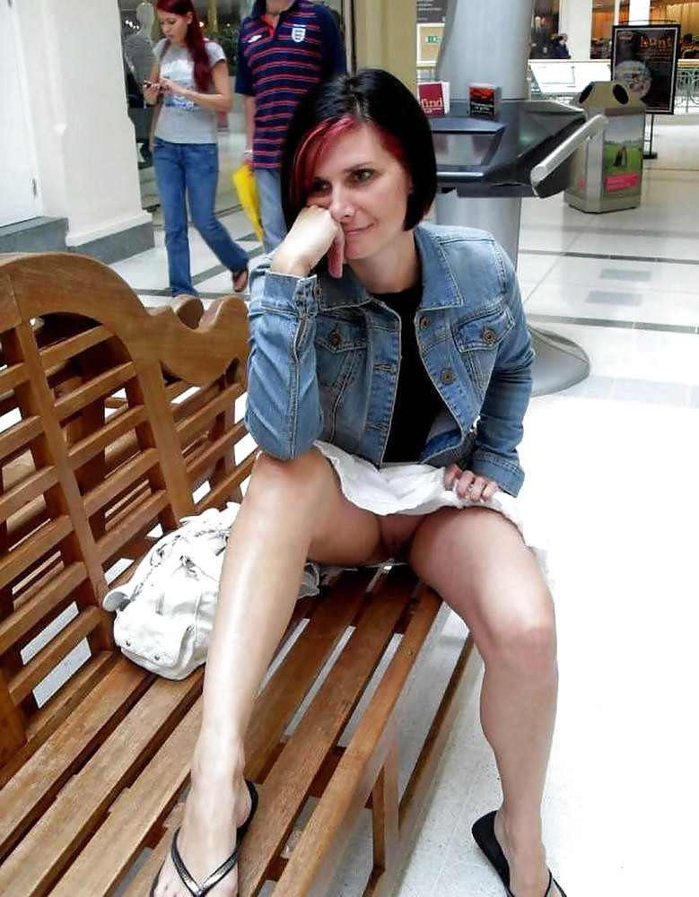 Queens in Jeans LVXVI - mostly outdoor #15908361