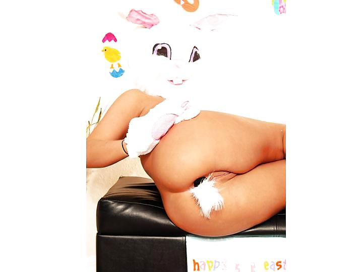Felice coniglietta di Pasqua porno galleria uno
 #17245629
