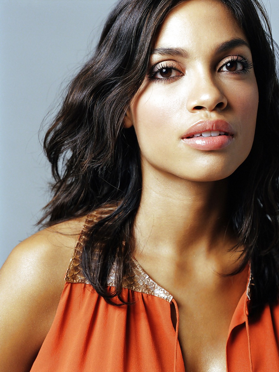 Rosario Dawson (HQ) #12160267