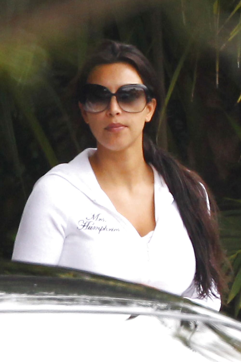 Kim Kardashian Leaving the 4 season hotel #5300332