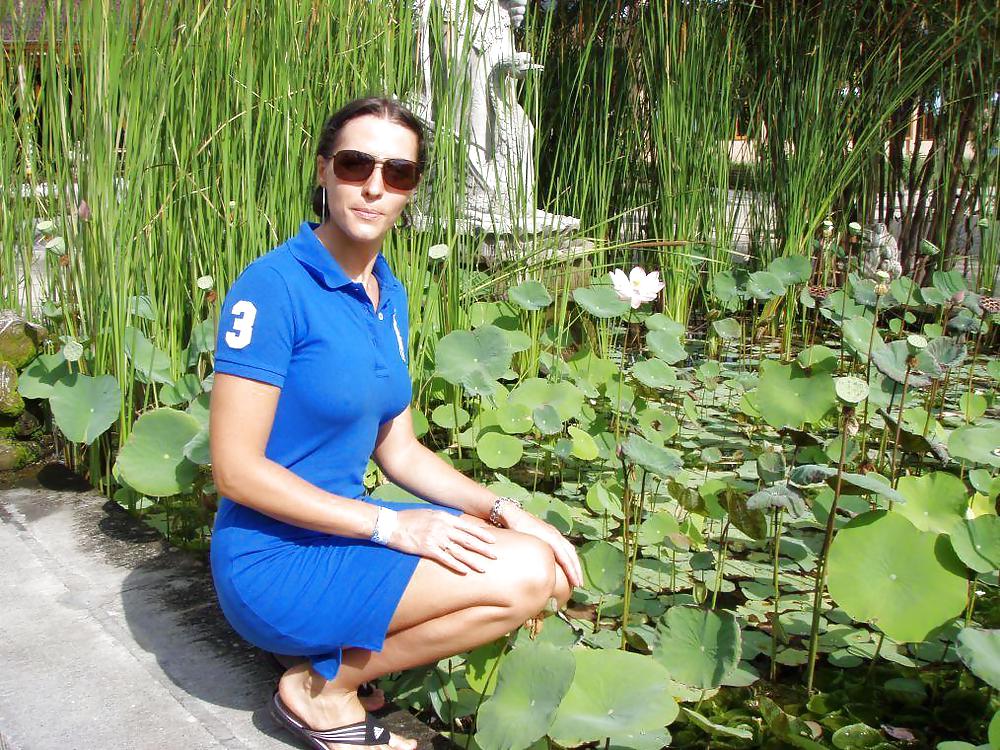 Braless 57.
 #5519085