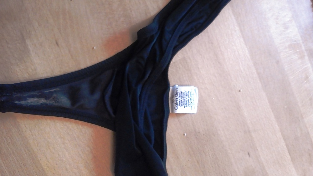 妻のパンツ
 #12542591