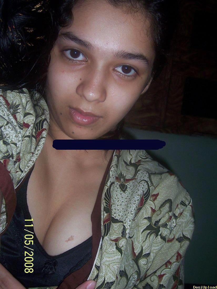 Indian teen nude 323 #4495962