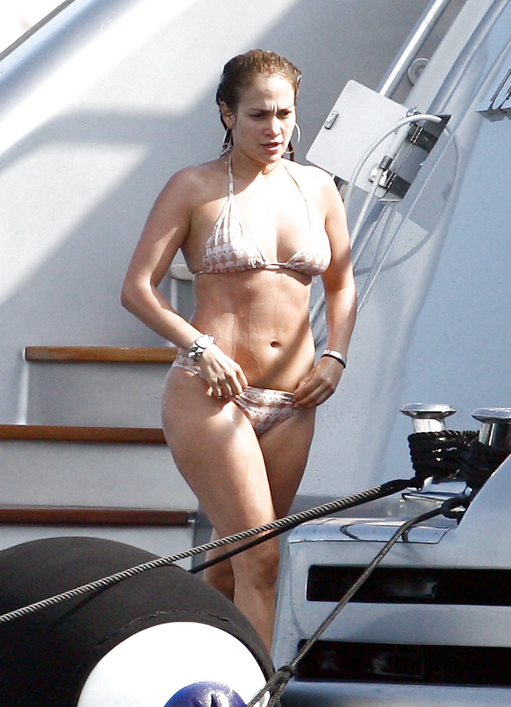 Jennifer Lopez in Bikini at Yacht in Italy #2030790