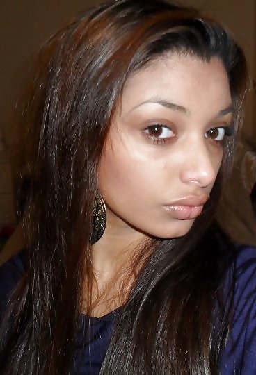 Paki bitch from london