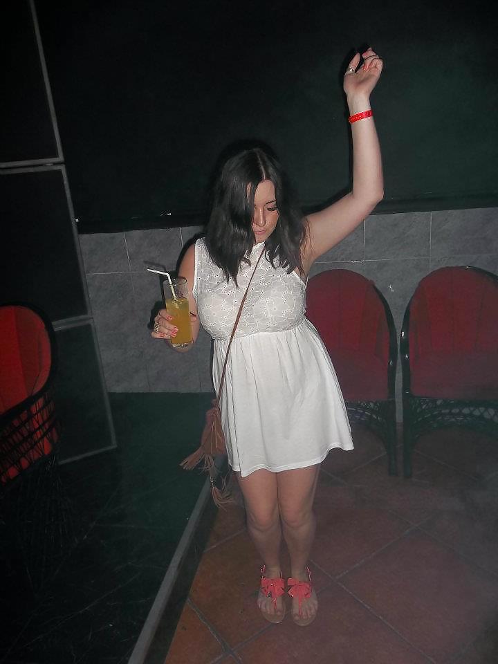 Facebook girl:yve
 #18454070