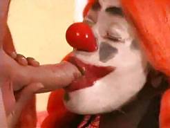 Putain Un Clown Est Pas Drôle! #5406598