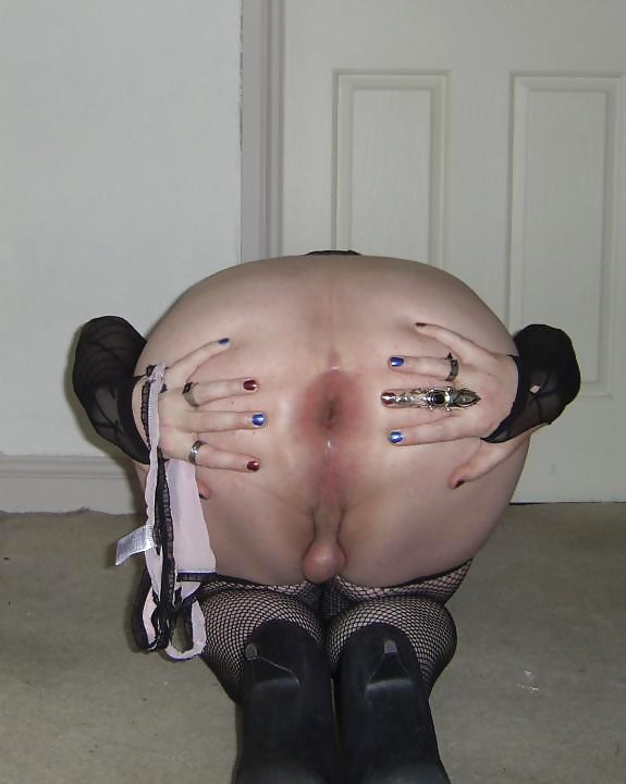 Gurlz ass 
 #10342052
