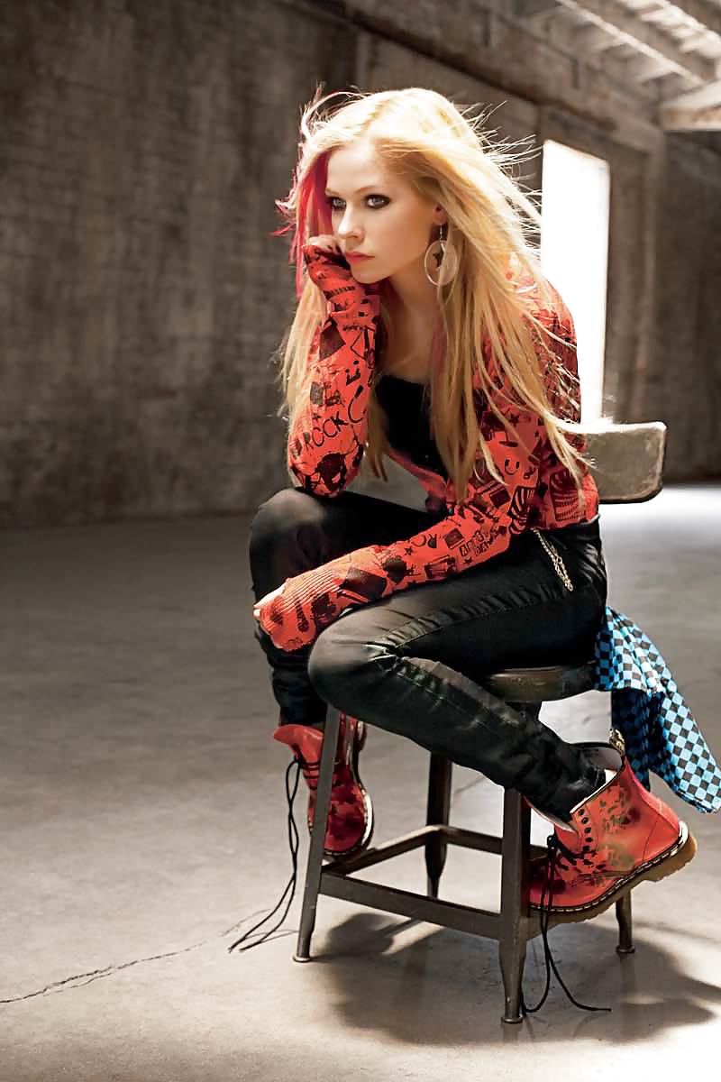 Avril Lavigne #12263829