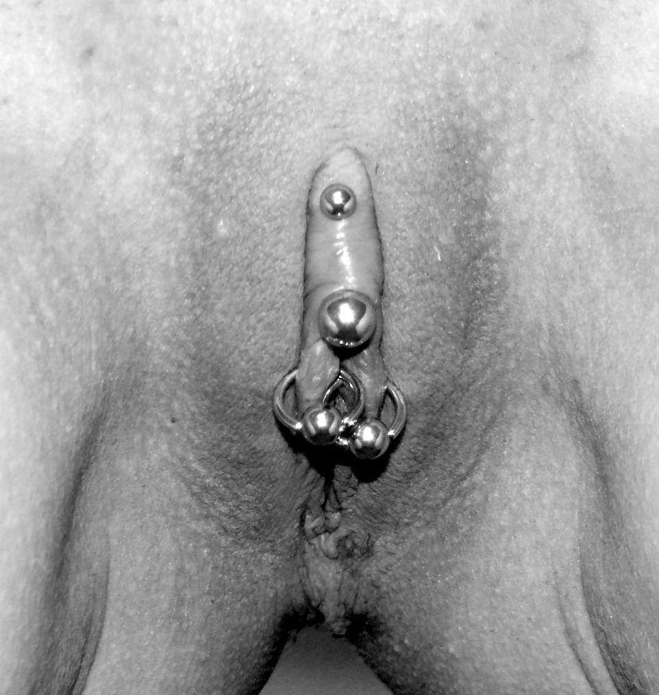 Piercing genital femenino búlgaro
 #7639861