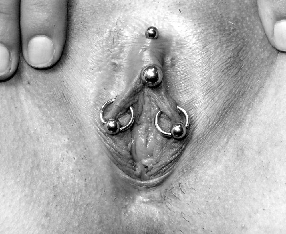 Piercing genital femenino búlgaro
 #7640119