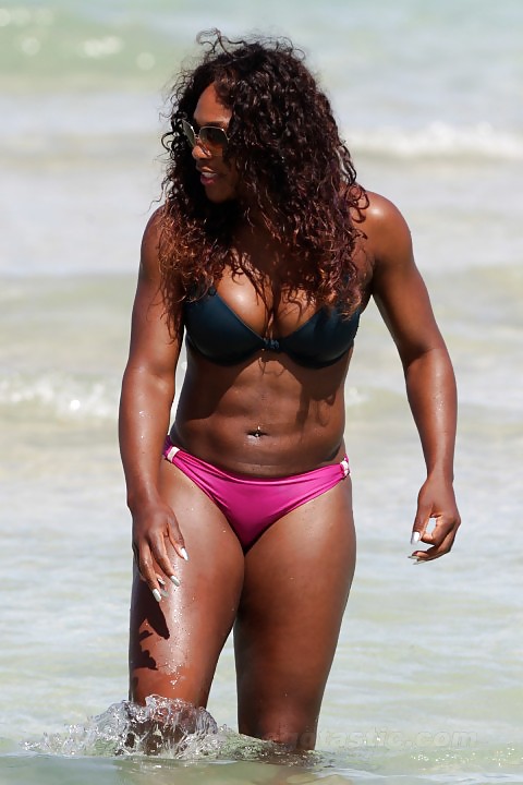 Serena williams en bikini post de tintop
 #5823144