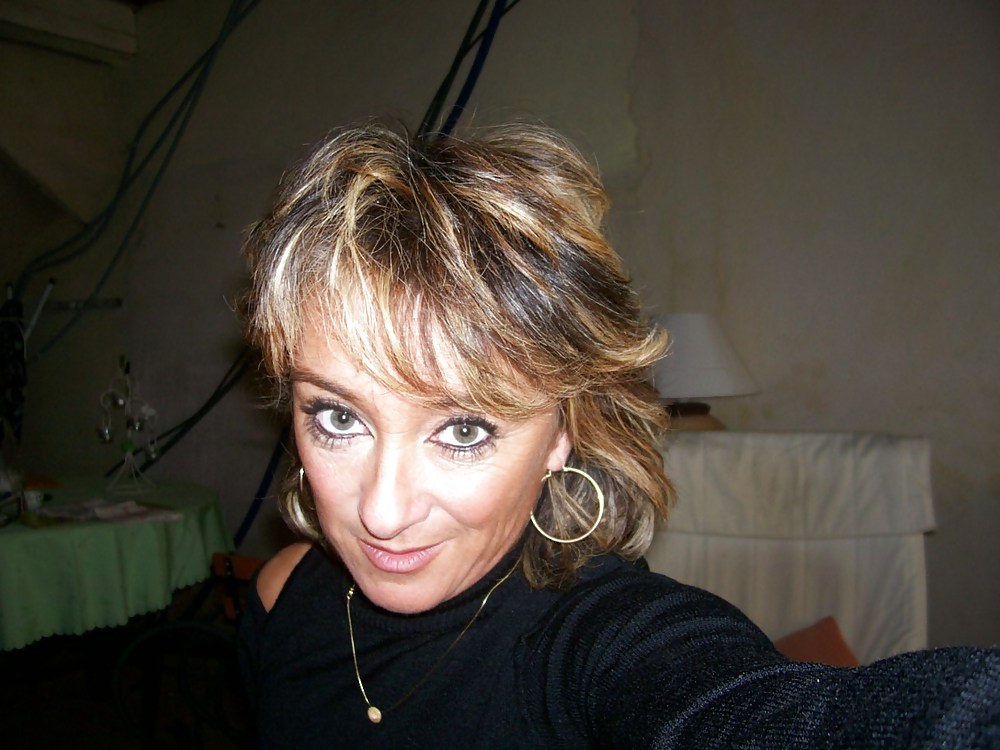 The best horny amateur mature bitch Aline #8428272