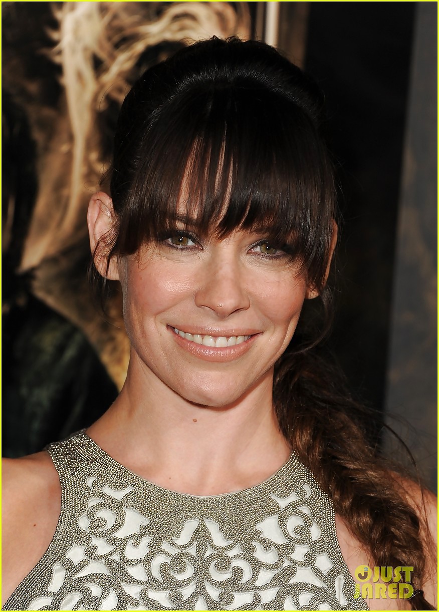 Evangeline lilly caliente en hobbit-premiere
 #22262939