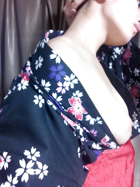 En color vivo
 #12712700