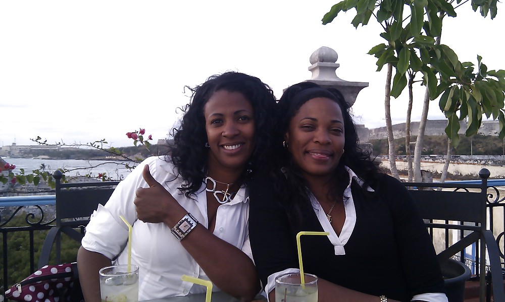 Yo y mis latinas #9458759