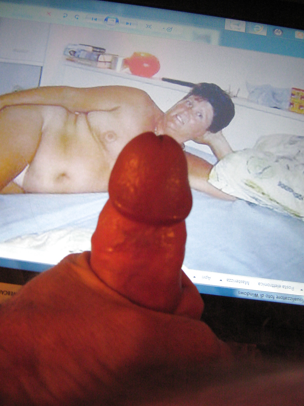 Mi esposa utilizada como objetivo cumslut por webfriend
 #11701963