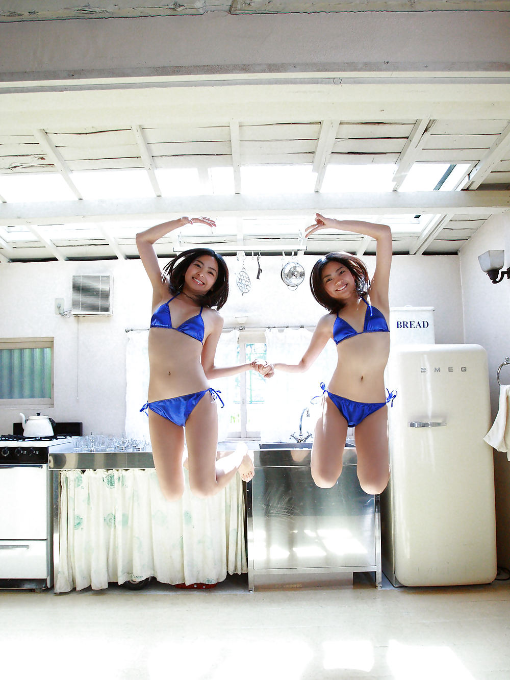 Bikini Japonais Babes-anna & Reina Aoi #5782723