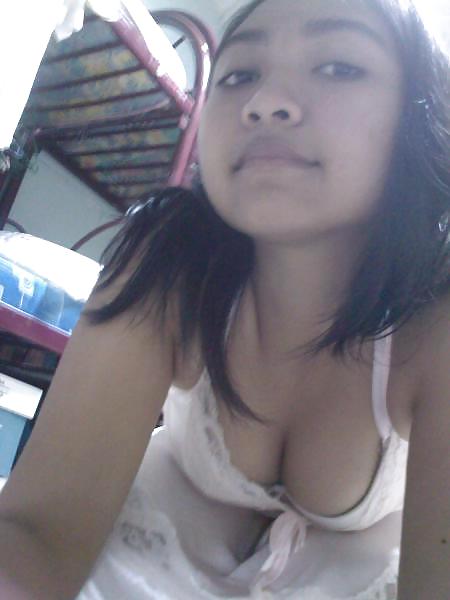 INDONESIA MODEL XII #10031186