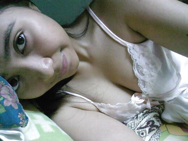 INDONESIA MODEL XII #10031248