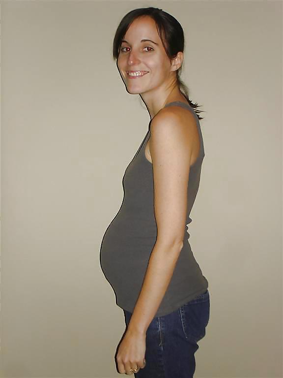 Gwendoline enceinte
 #20223850