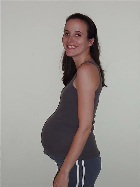 Gwendoline enceinte
 #20223860