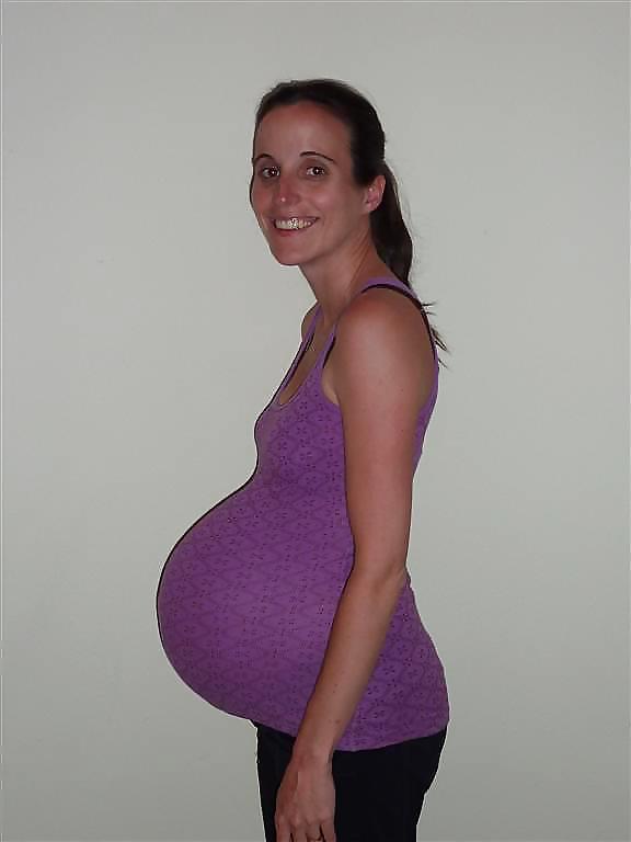 Gwendoline enceinte
 #20223876