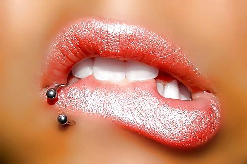 Kiss & Lips #14552604