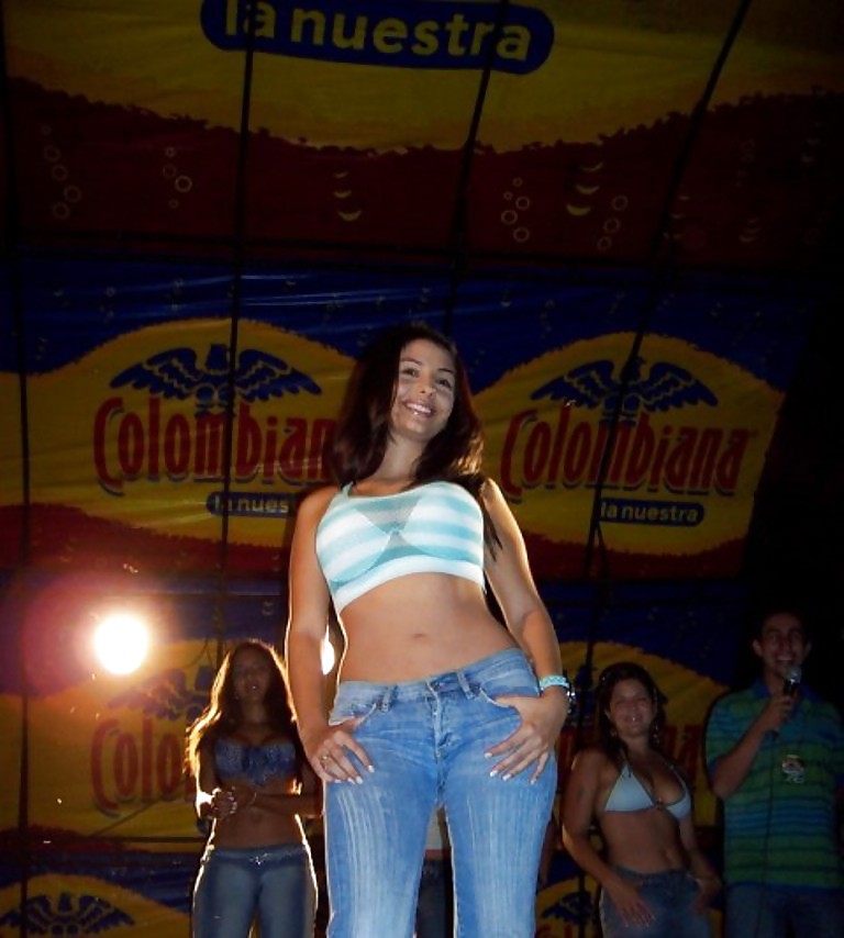 Club babe - latinas  01 #9429824