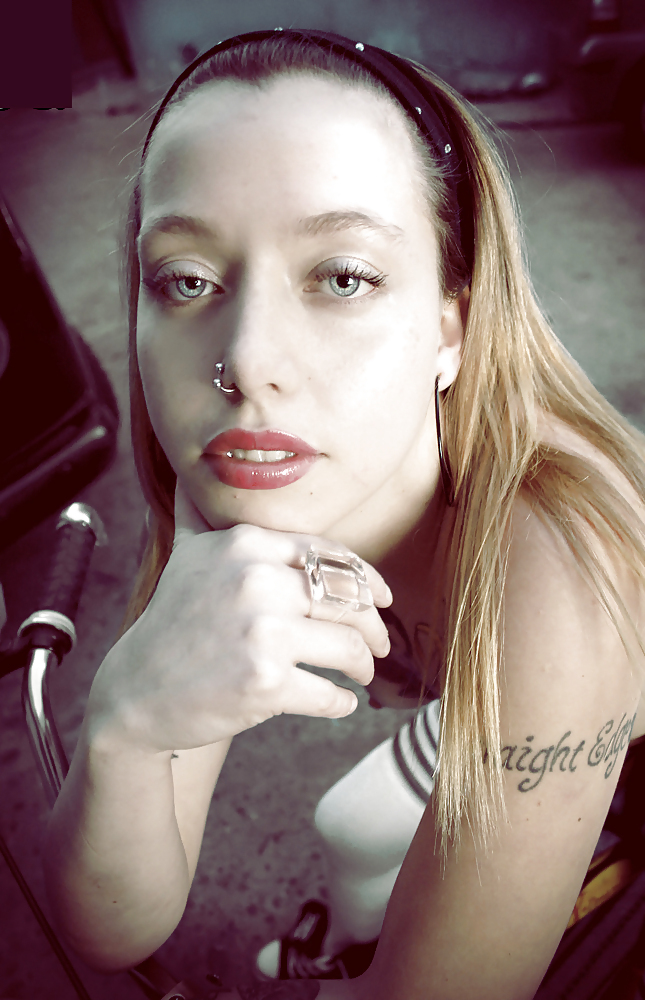 Suicide girl chilena, Zombie Eternalga - Bike girl #13454930