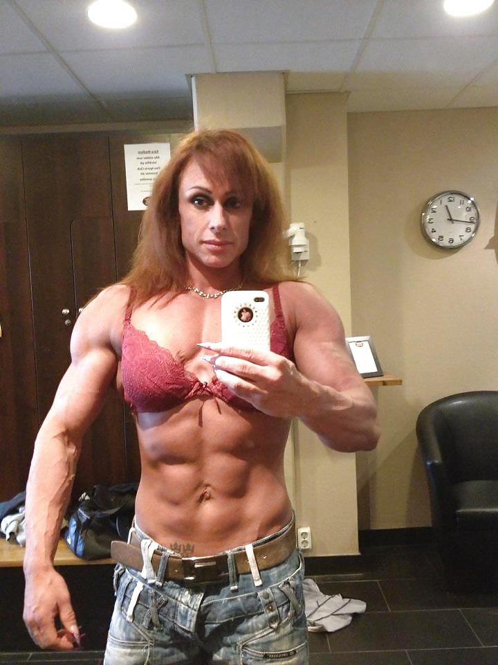 Sexy Muscle Girl 003 #16981334