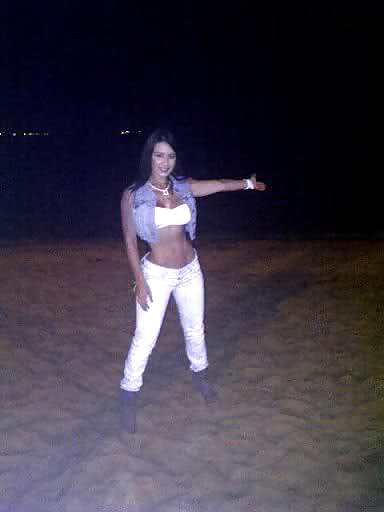 Rica Latina #3457435