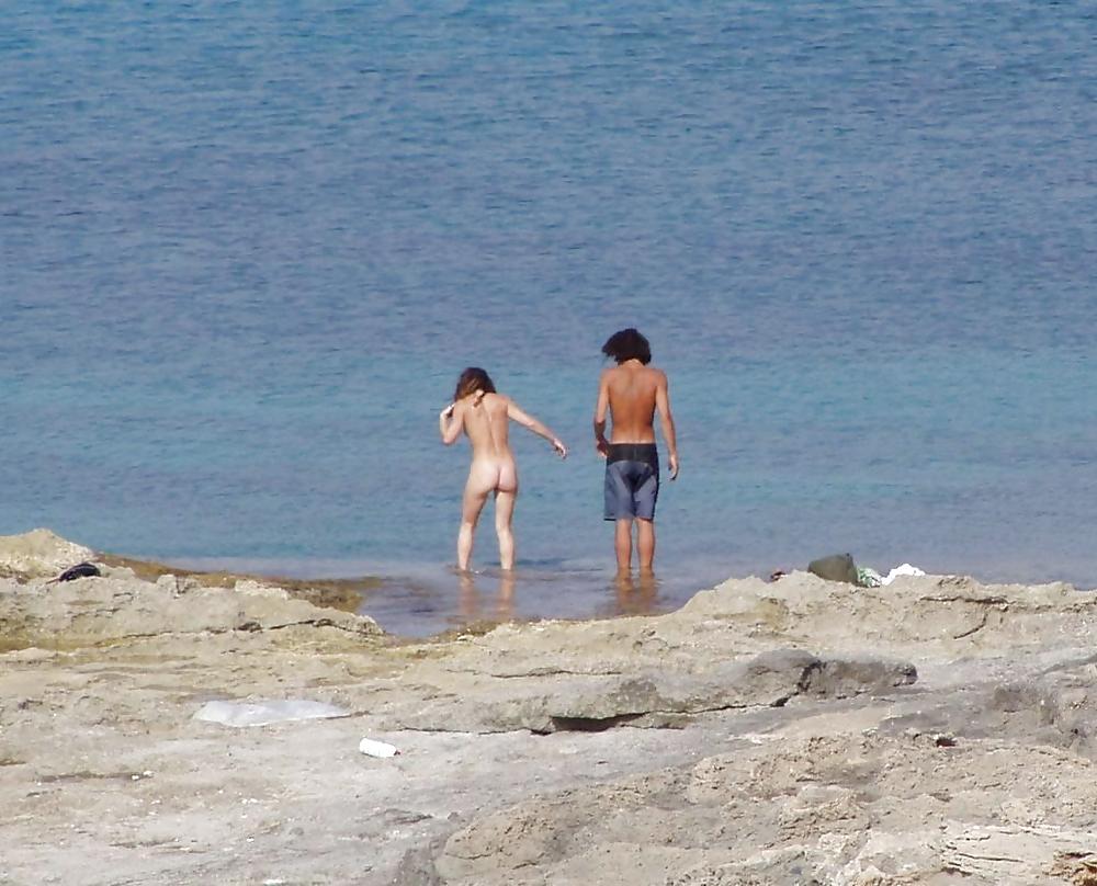 Je Suis Un Nudiste De La Plage #3473561