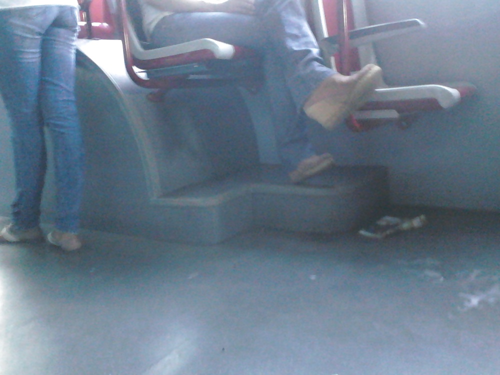 Feet in bus #22498117