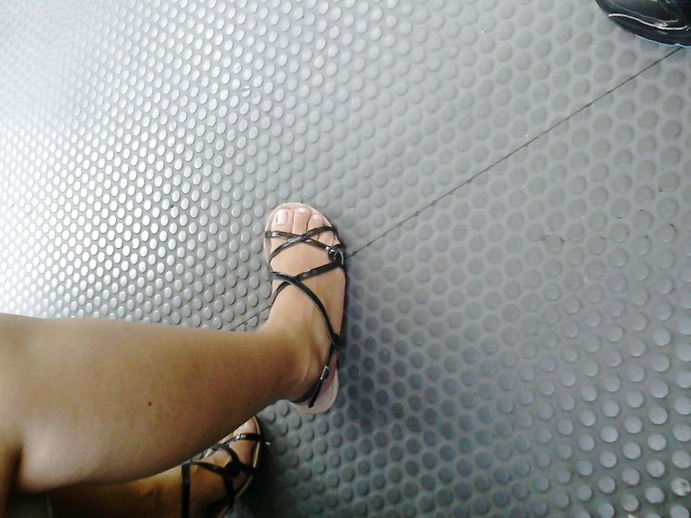 Füße In Bus #22498192