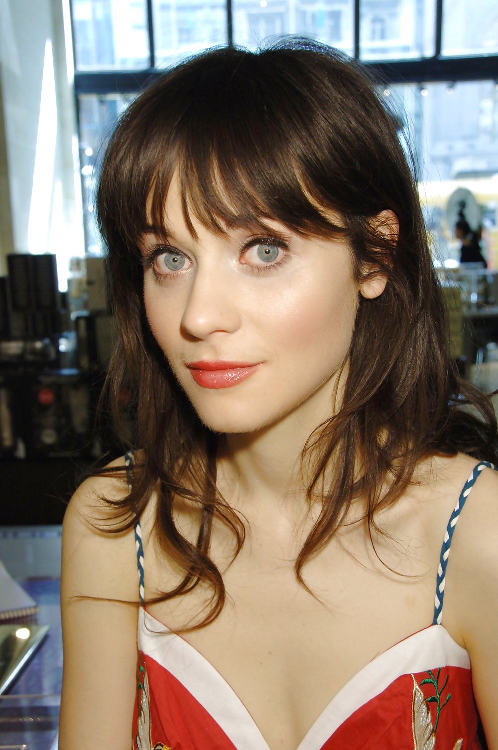 Zooey deschanel (hq)
 #10400318