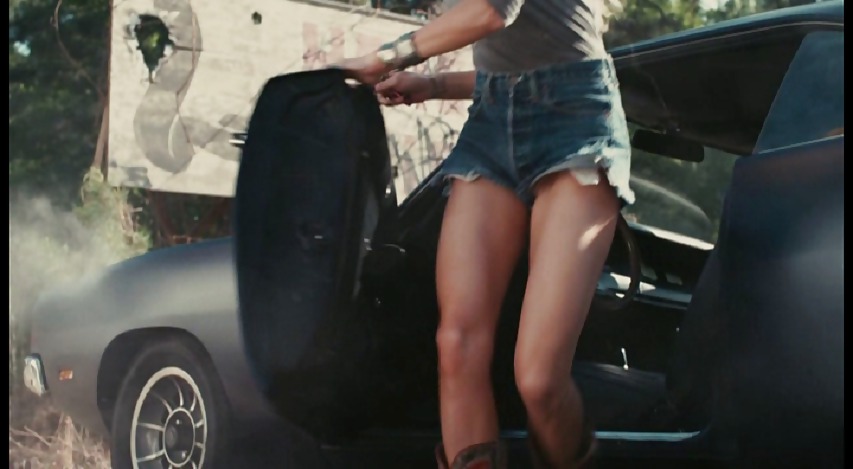Drive Angry Brutal Upskirt Pussy Flash Celebrity Amber Heard #19716622