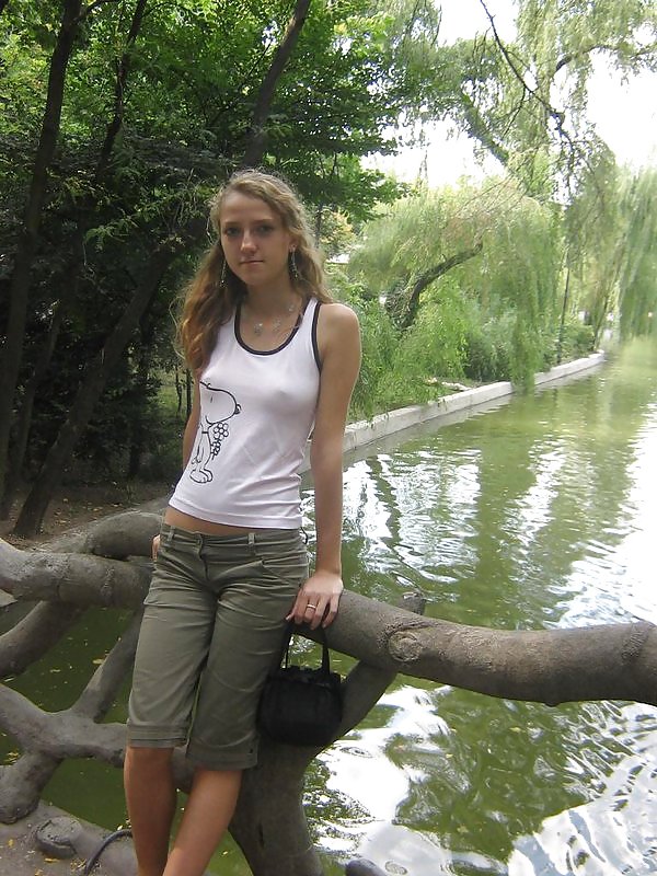 Braless 2 #8820124