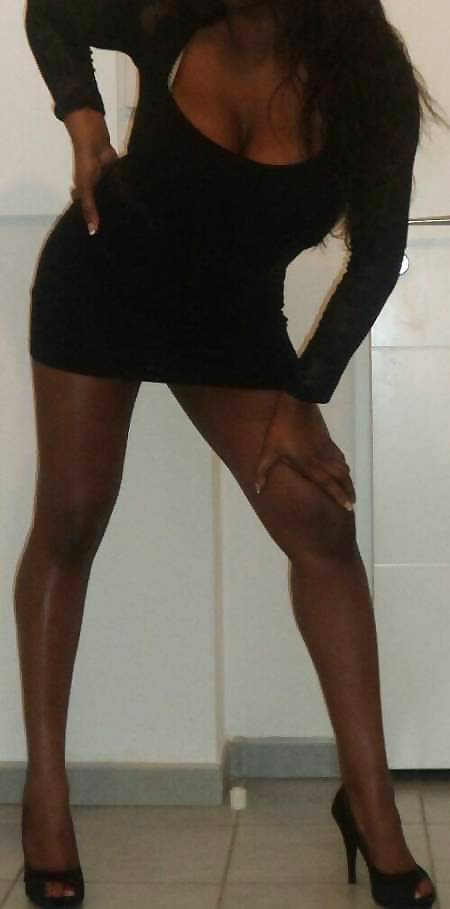 French Black Ebony Metisses blackettes talons jambes #8112680