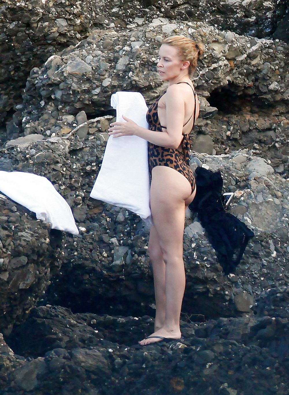 Kylie Minogue hot ass in swimsuit #21766554
