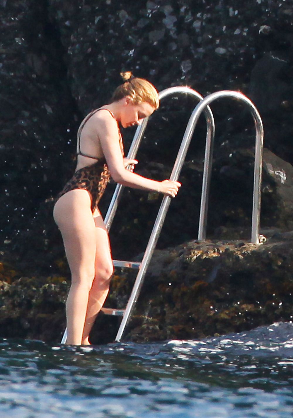 Kylie Minogue hot ass in swimsuit #21766578