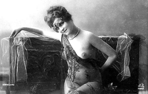 Vintage Erotische Fotokunst 13 - Aktmodell 9 C. 1900 #14148306