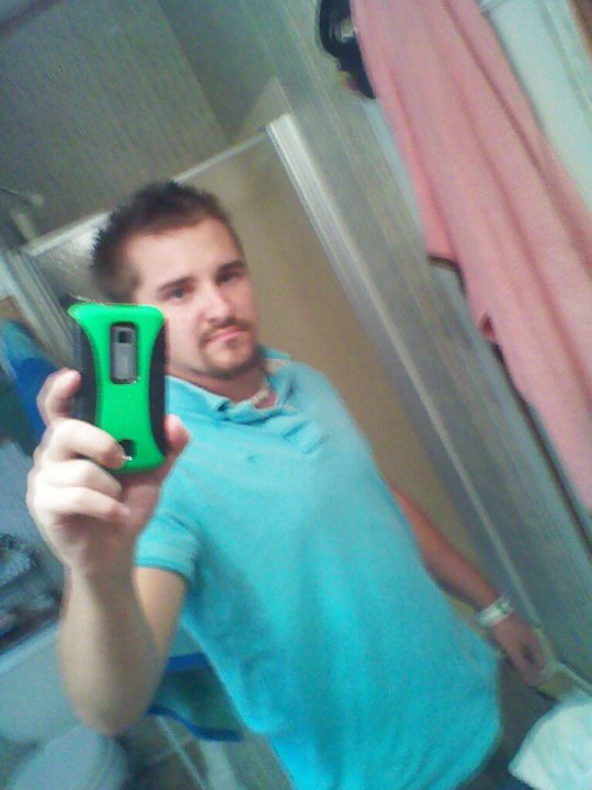 Yo completamente vestida
 #10387809